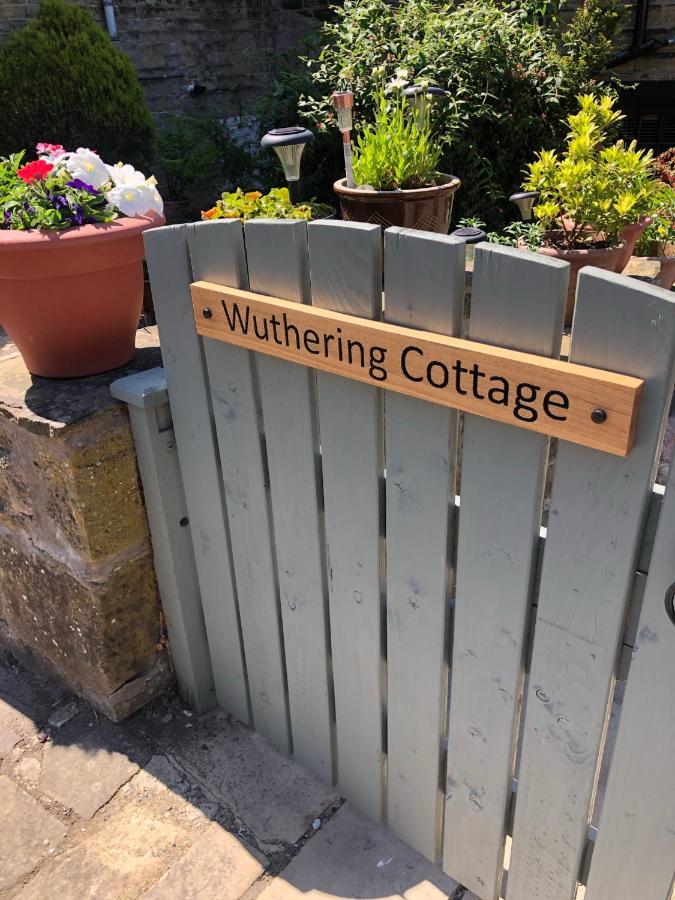 Wuthering Cottage - Central, Stylish, Cosy, Comfy Haworth Exteriör bild