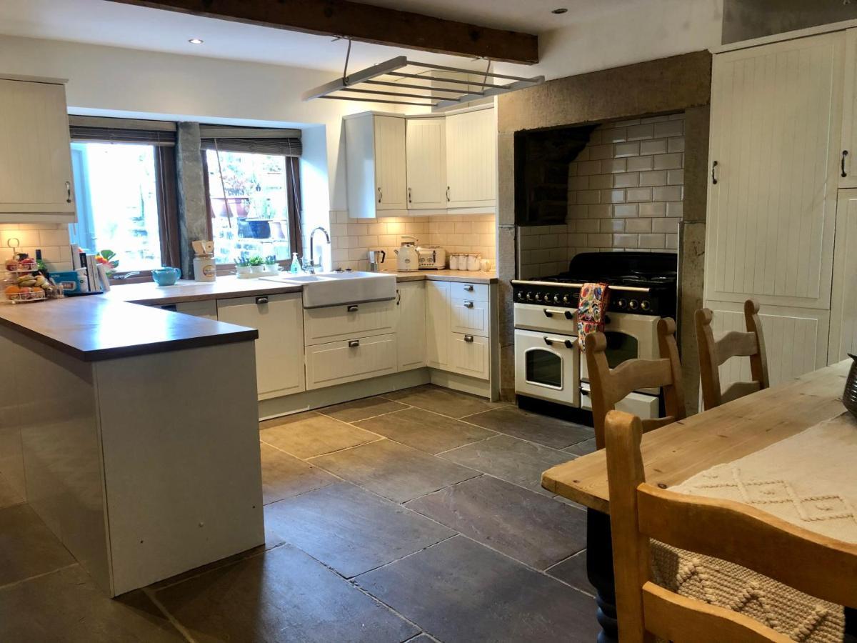 Wuthering Cottage - Central, Stylish, Cosy, Comfy Haworth Exteriör bild